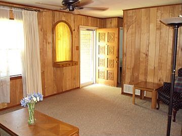 2nd image of 1234 Arrowhead Dr