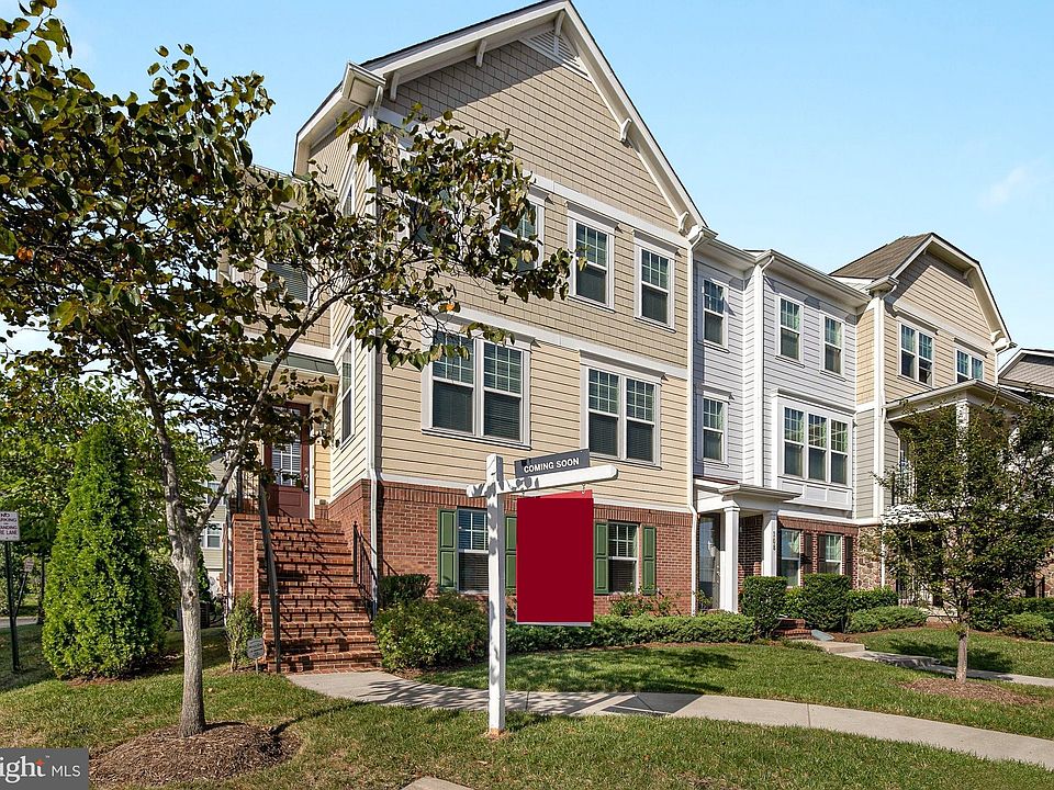1st image of 106 Anthem Ave