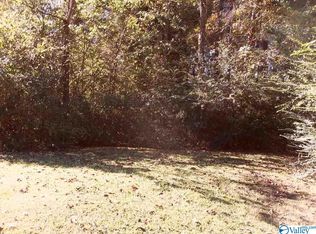 2703 King Arthur Ct SW, Decatur, AL 35603