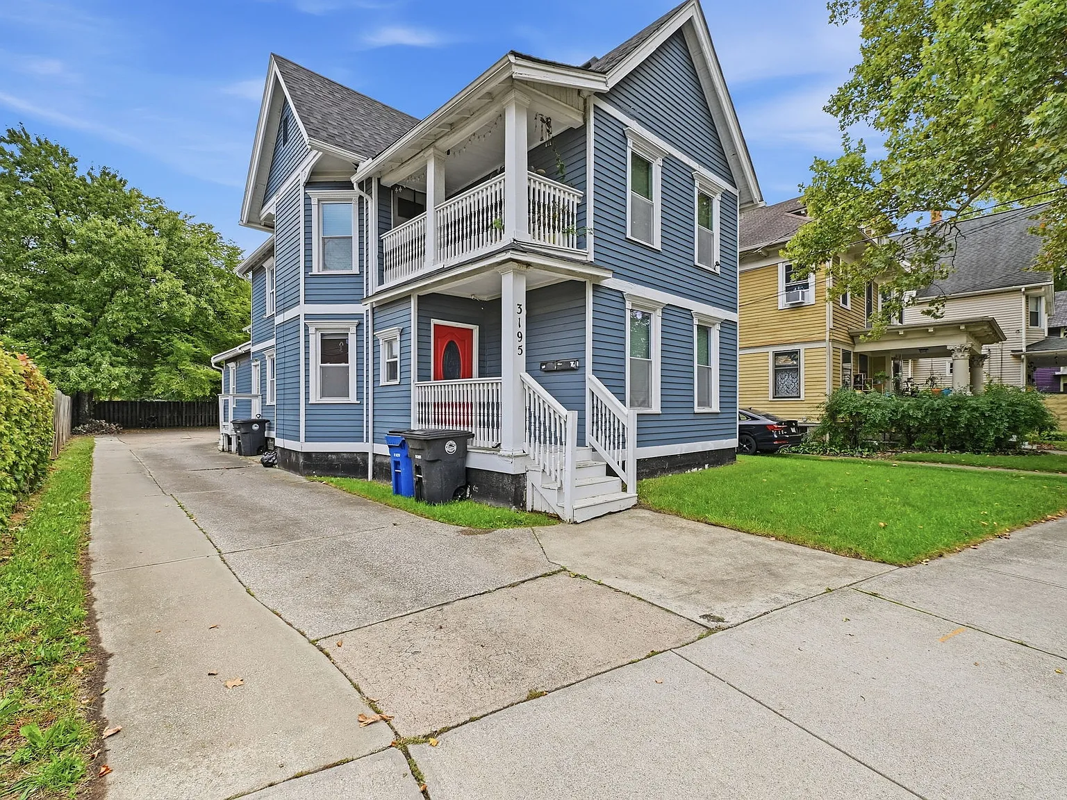 2 bed, 1246 sqft, $1,800 — Photo 2
