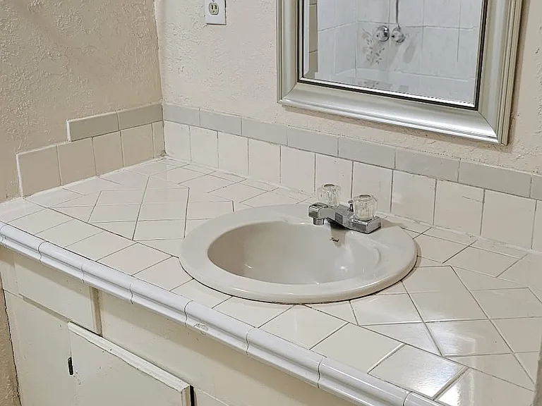 219 E Cherry Ln — Photo 27