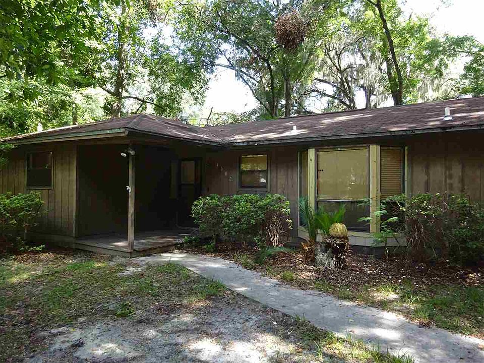 1st image of 4002 NW 8th Ave