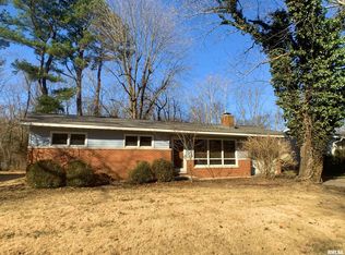 606 S Emerald Ln, Carbondale, IL 62901