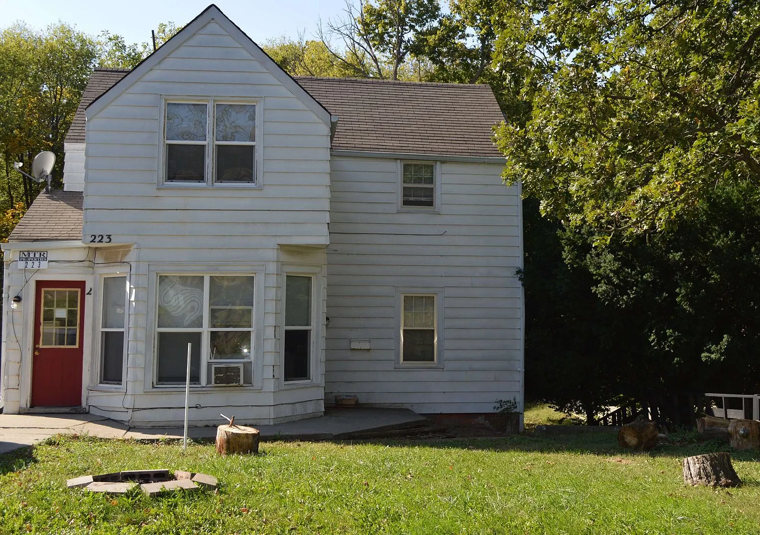 223 Campus — Photo 1