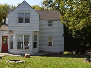 223 Campus Ave, Ames, IA 50014