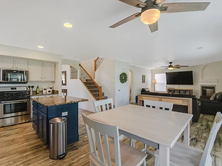 8627 Eagle Creek Dr NE — Photo 5