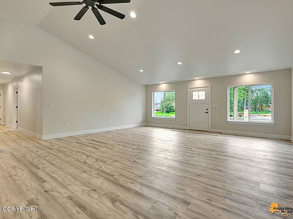 5th image of 931 S Williwaw Dr