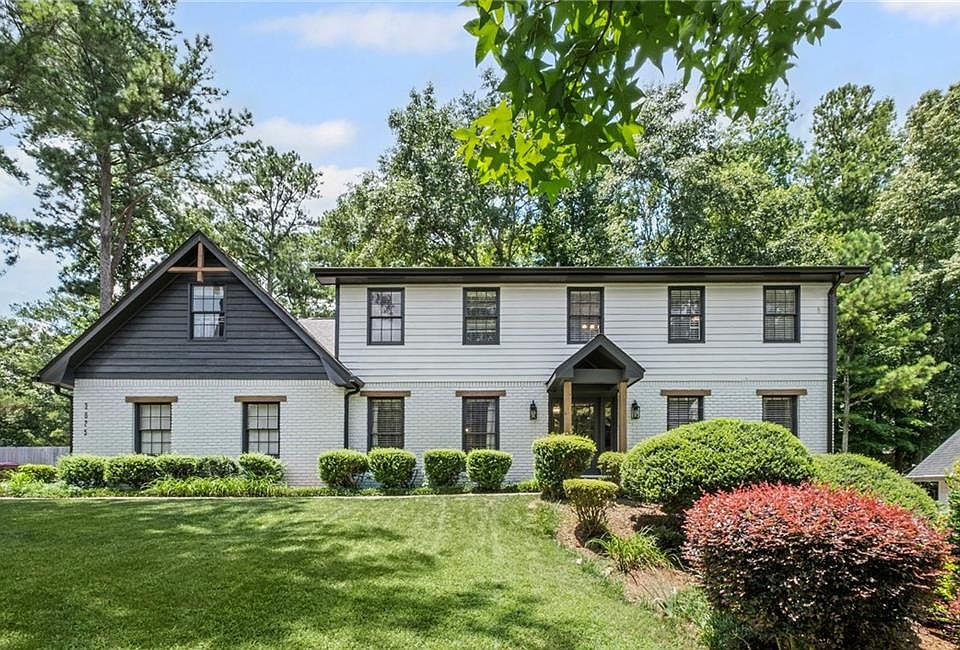 1st image of 3025 Bunker Hill Cir