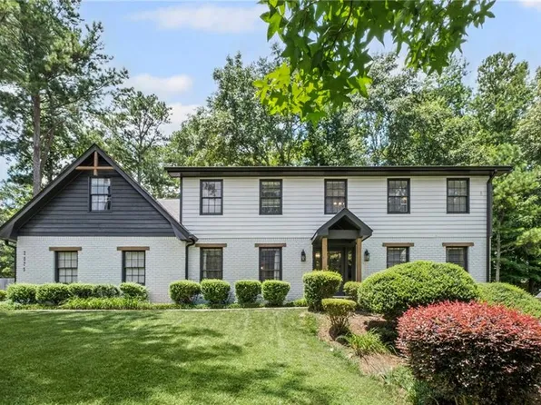 3025 Bunker Hill Cir, Marietta, GA 30062