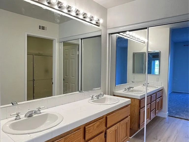 6 Mansera Pl — Photo 14