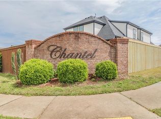 701 Chantel Ave, Springdale, AR 72764