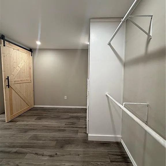 700 E Sam Houston Blvd — Photo 24