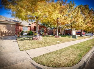 1405 Pepperidge Ln, Fort Worth, TX 76131