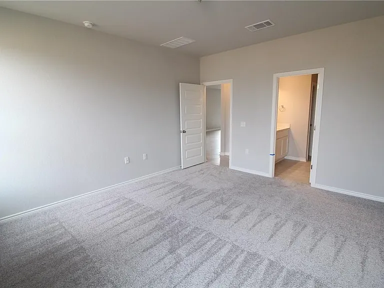 1320 Ambler Dr — Photo 8