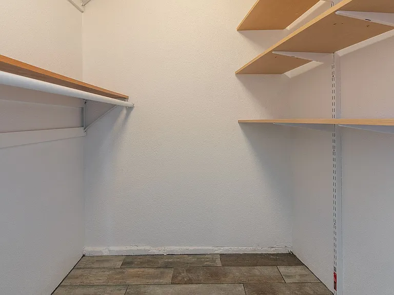 728 Montez Pl — Photo 19