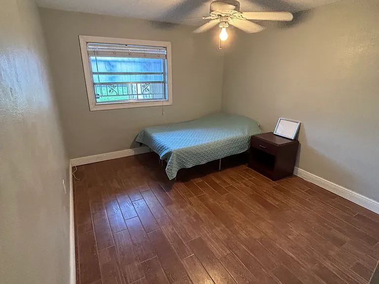 1000 49th St N #115 — Photo 16
