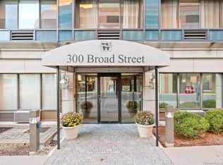 300 Broad St APT 203, Stamford, CT 06901