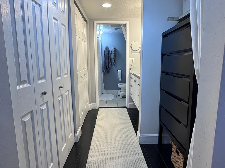 245 N Vine St #407 — Photo 8