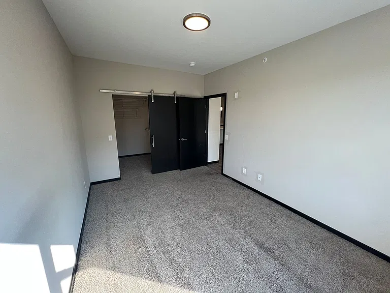 142 Paoli St — Photo 27