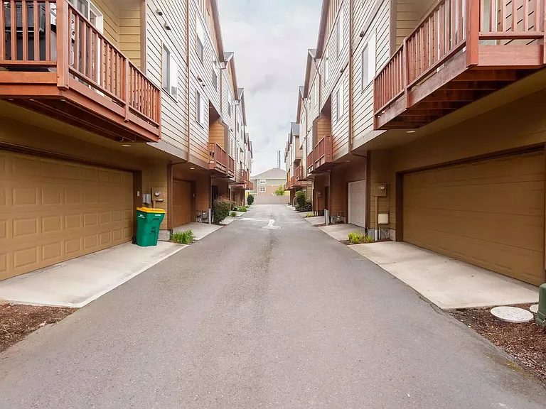 16250 SW Baseline Rd — Photo 19