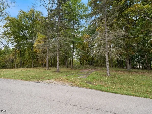 708 Rehwinkle Rd, Northfield, OH 44067