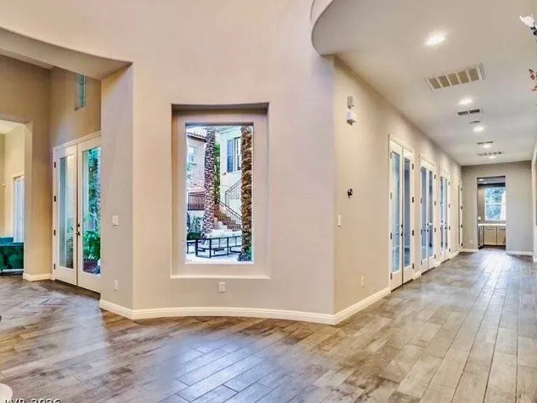 11857 Oakland Hills Dr — Photo 8