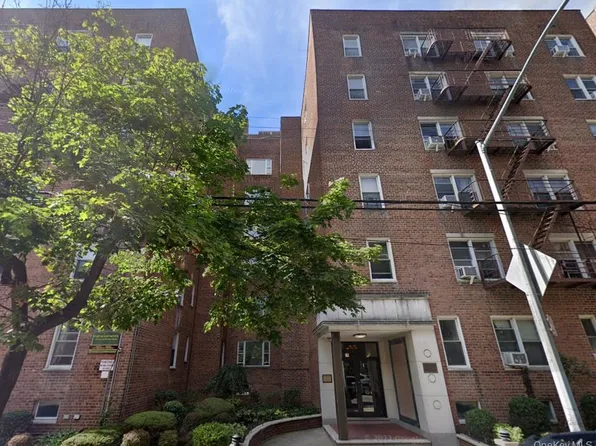 65-70 Booth Street #5E, Rego Park, NY 11374