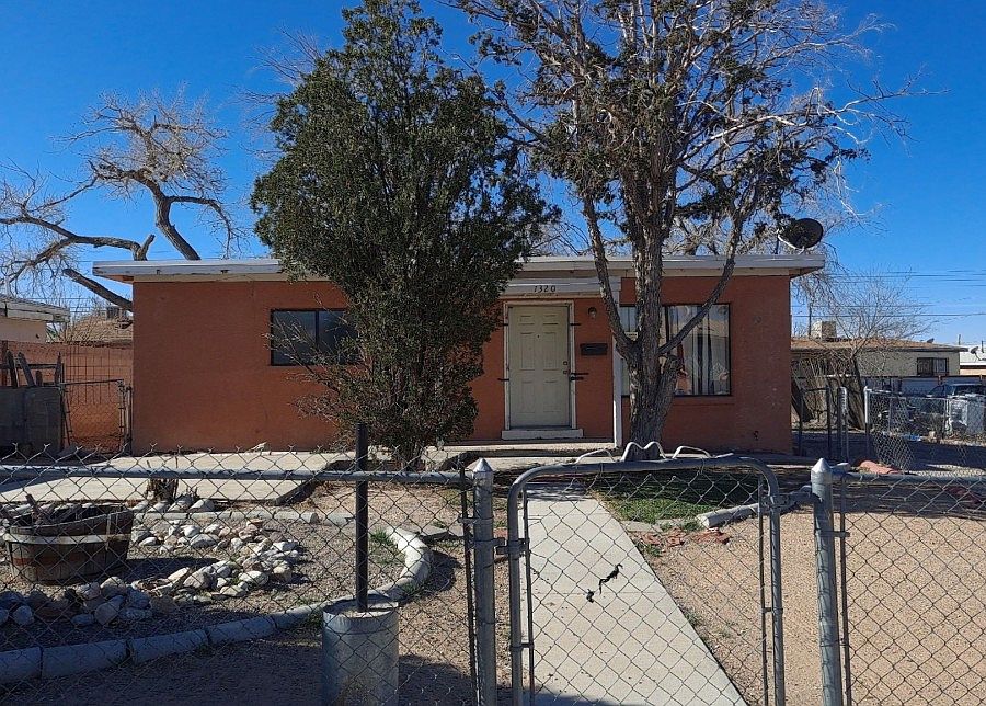 1st image of 1320 Wheeler Ave SE