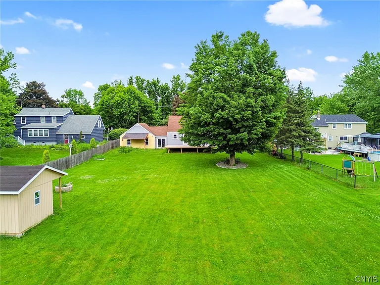 116 E Richmond Rd — Photo 30
