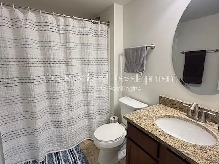 1064 Turin Dr — Photo 15