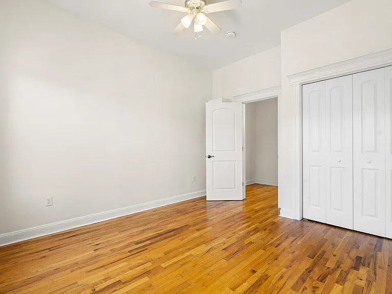 349 7th St #3R — Photo 10