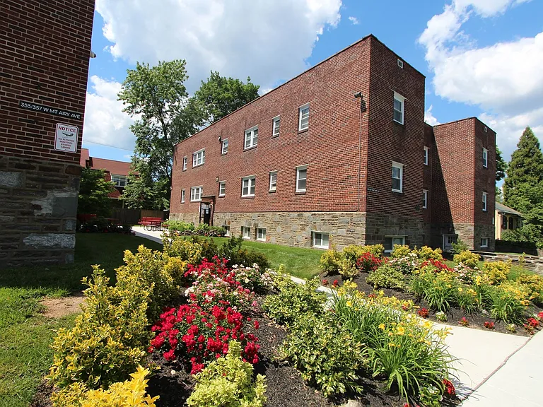 353-357 W Mount Airy Ave — Photo 23