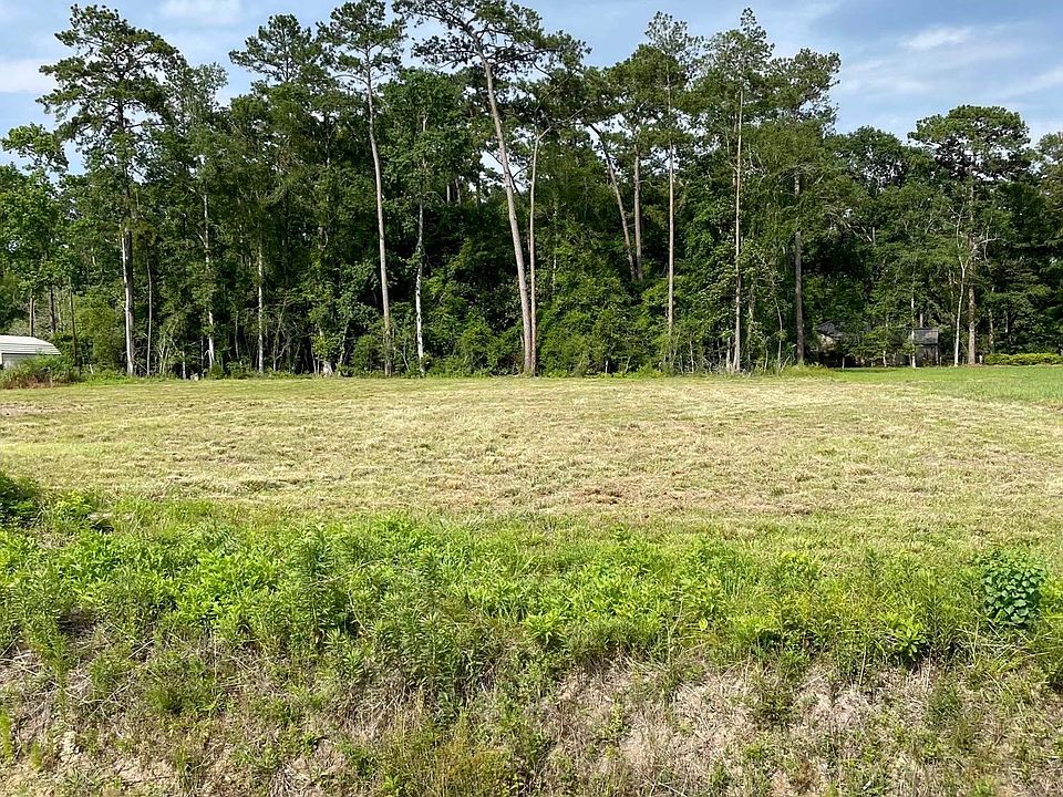 2nd image of 380 Fletcher Rd