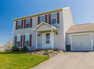 5523 Rockhampton Path, Clay, NY 13041