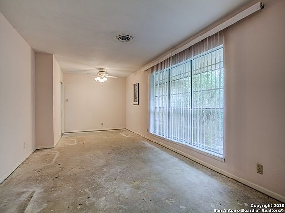 5th image of 5610 Staack Ave