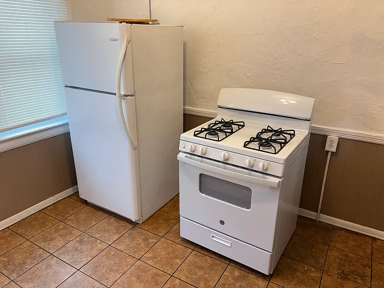 2225 W 11th St #2225 — Photo 5