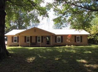 1019 Melody Ln, Lawrenceburg, KY 40342