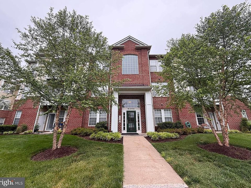 1st image of 8204 Blue Heron Dr APT 1C