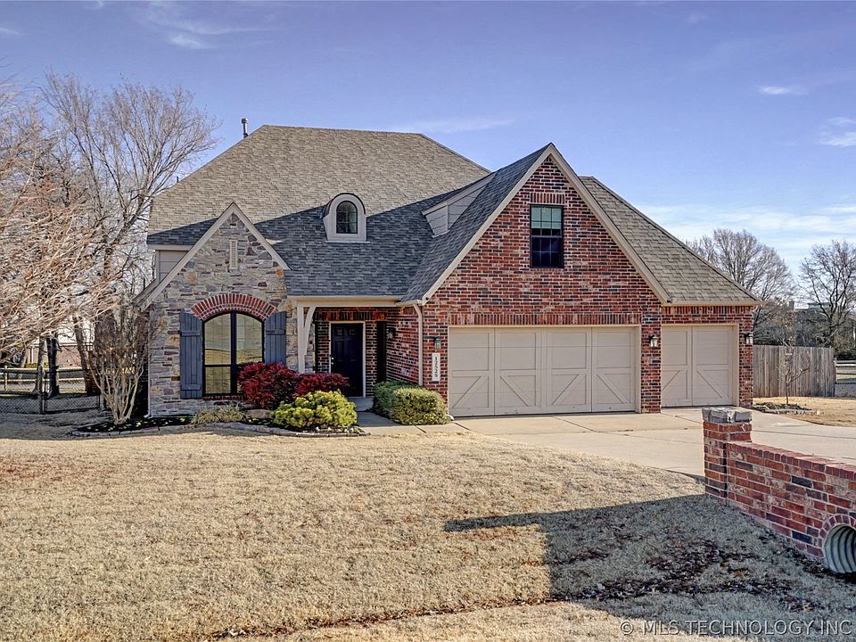 1st image of 12525 Longhorn Ct