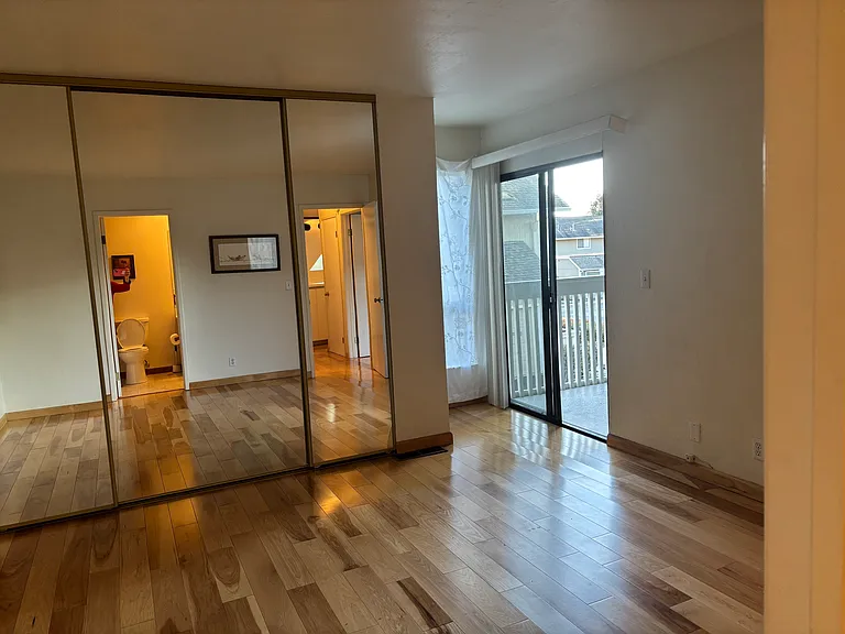 823 Phoenix Ln — Photo 7
