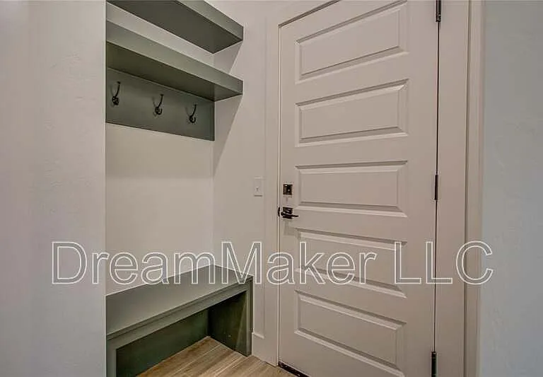 203 Hope Ave — Photo 25