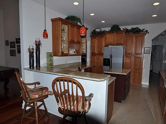 5th image of 1628 Victoria Gardens Dr