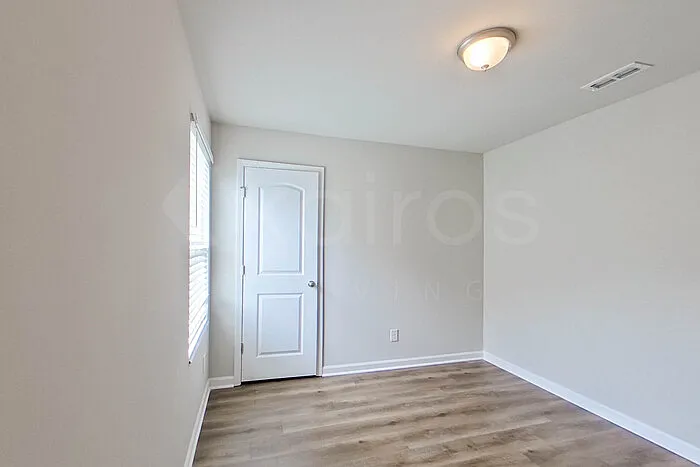216 York Ln — Photo 12
