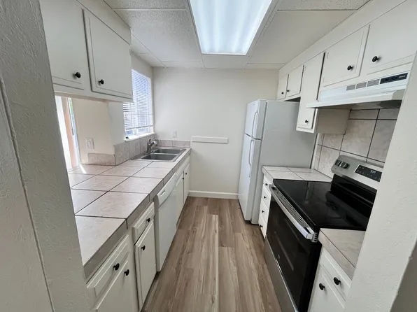2035 Mount Olive Dr, Santa Rosa, CA 95404