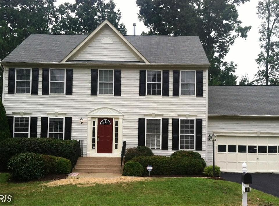 1st image of 2 Prestonwood Ct