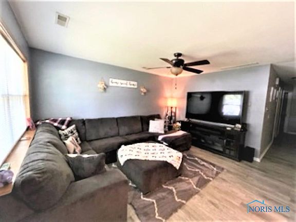 5th image of 5417 Grey Dr