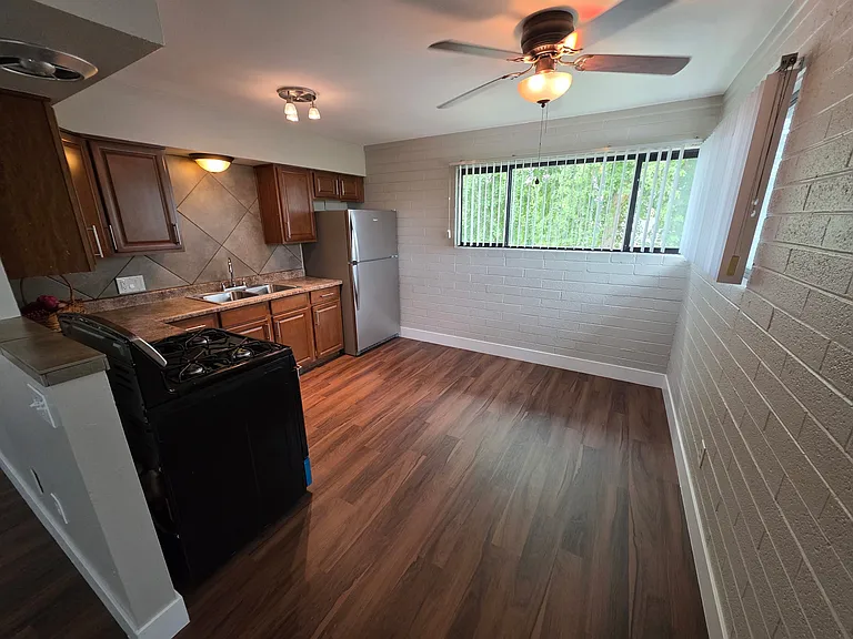 room for kitchen table, chopping block...