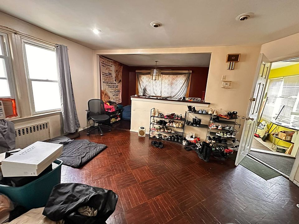 1st image of 241-08 Newhall Ave