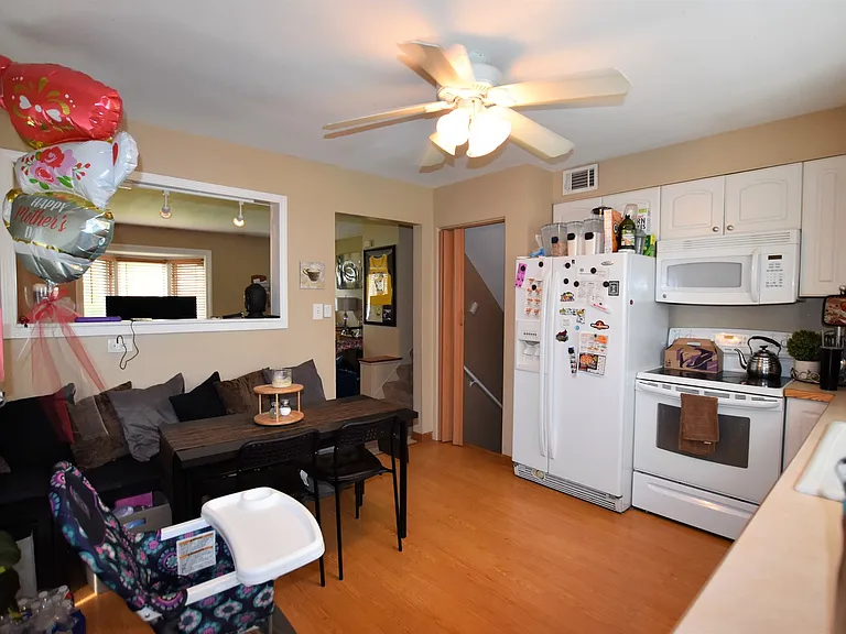 235 W Hickory Rd — Photo 33