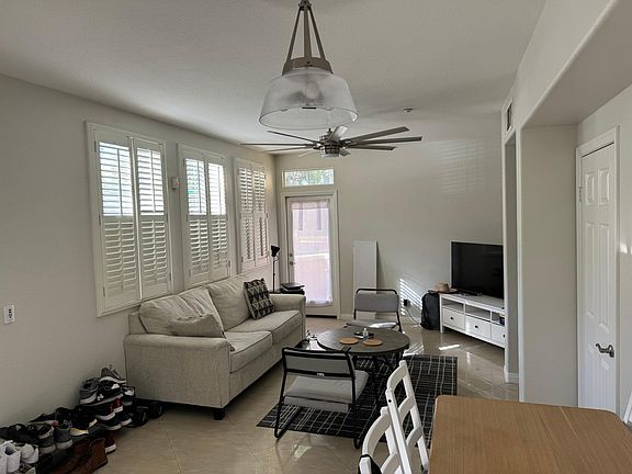 4th image of 798 Portside Pl